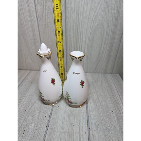Vtg 1962 Royal Albert Old Country Roses Oil & Vinegar Set Victorian Boho Cottage - Picture 3 of 5